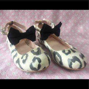 Janie and Jack leopard bow dress shoes